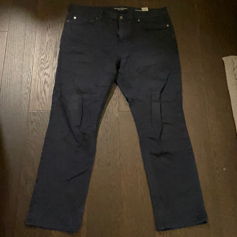 Gently Used Banana Republic Traveler Slim